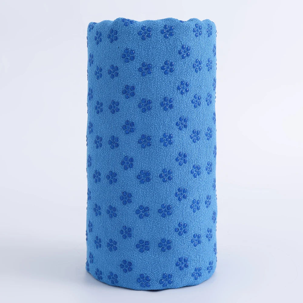 Yoga Towels, Hot and Spicy Yoga Mat Towels Featuring Grip Points to Absorb Sweat and Prevent Slipping, Suitable for Hot Yoga, Pi