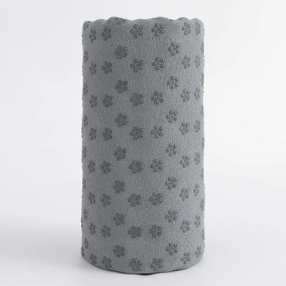 Yoga Towels, Hot and Spicy Yoga Mat Towels Featuring Grip Points to Absorb Sweat and Prevent Slipping, Suitable for Hot Yoga, Pi